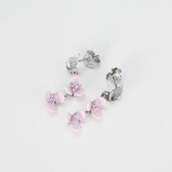 Rózsaszín kerámia virágos fehérarany fülbevaló